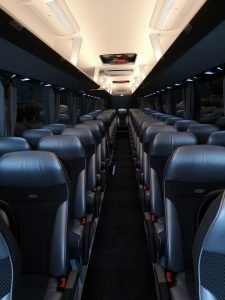 PULLMAN GRANDE INTERNI 225x300 - Noleggio pullman - bus e minibus - pulmini e van a Treviso
