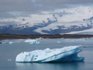 iceland 1517260 1280 e1729239109336 300x225 - Islanda: aurore tra i ghiacci - 6/10 marzo 2025