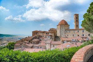 volterra 1593874 1280 min 300x200 - Nel cuore della Toscana: Pisa, Siena, Volterra e S. Gimignano - 5/7 settembre 2025