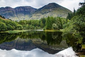 Lago nelle Highlands 300x200 - Atmosfere invernali: Highlands e Burns Night - 21/26 gennaio 2026